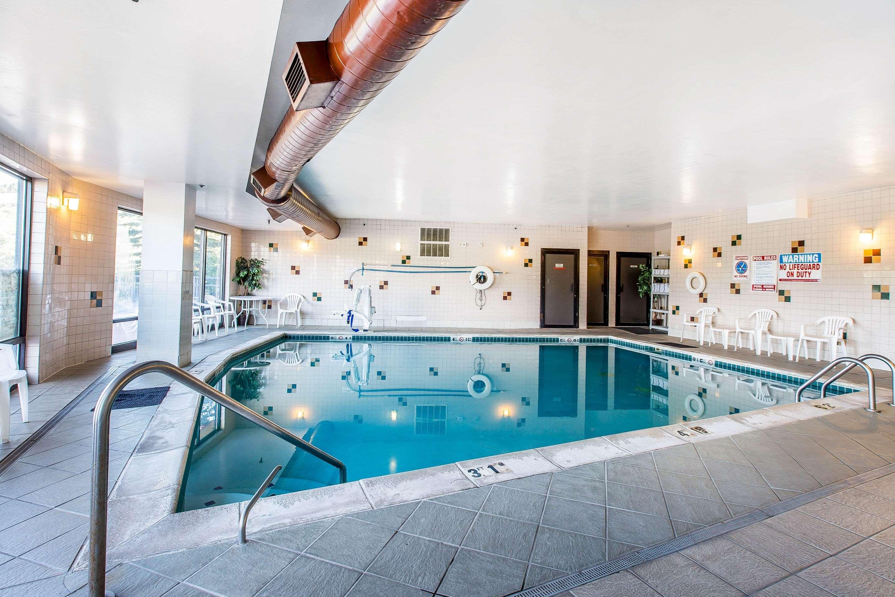 Comfort Suites Summit County Дилън Екстериор снимка