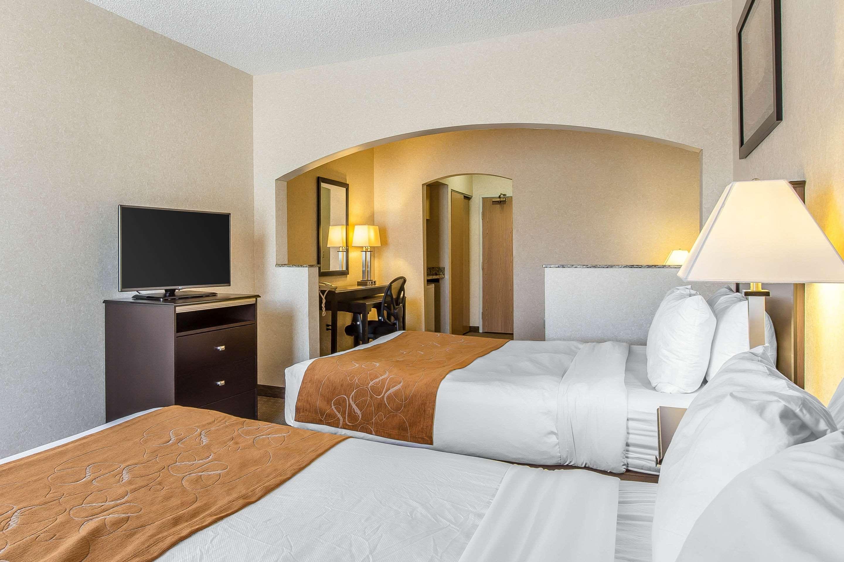 Comfort Suites Summit County Дилън Екстериор снимка